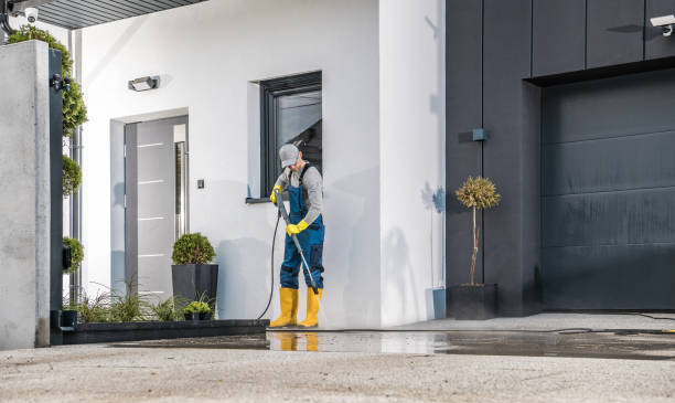 Best Gas Station Cleaning  in Runaway Bay, TX
